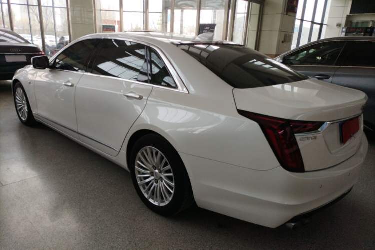 Used Cadillac CT6 2020 28T Fashion Edition Rear Left 45 Deg