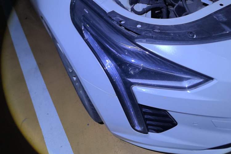 Used Cadillac CT6 2020 28T Fashion Edition Right Front Headlight