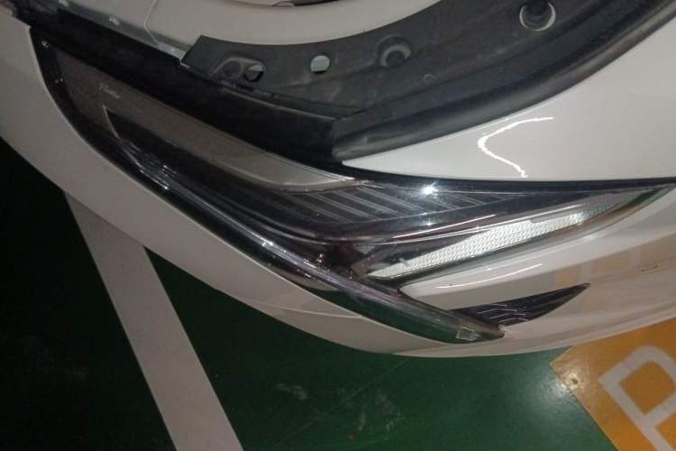 Used Cadillac CT6 2020 28T Luxury Sport Model Right Front Headlight