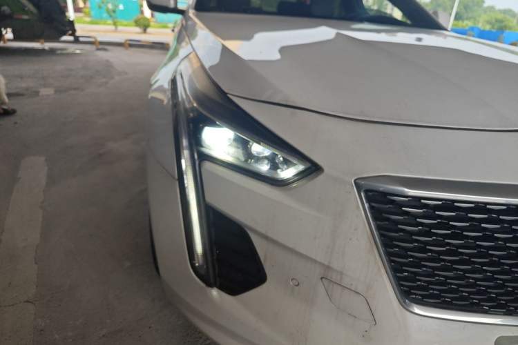 Used Cadillac CT6 2020 28T Elite Edition Right Front Headlight