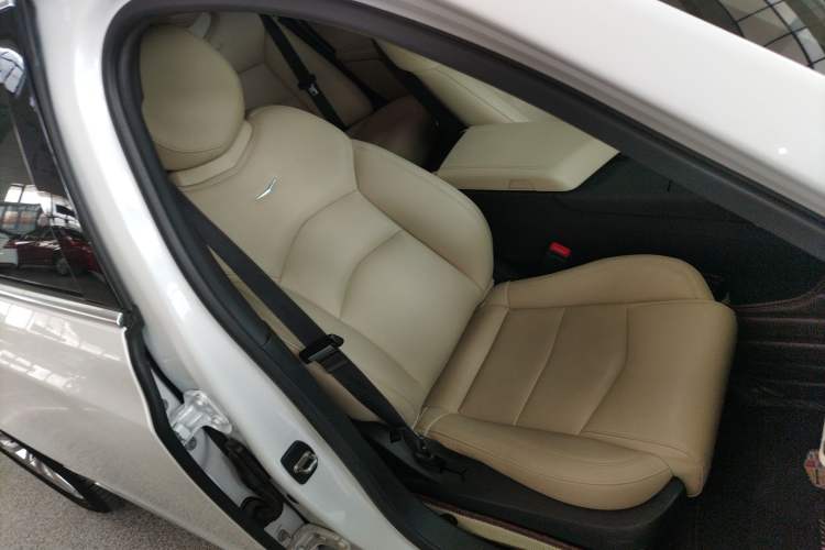 Used Cadillac CT6 2020 28T Fashion Edition Right Front Seat
