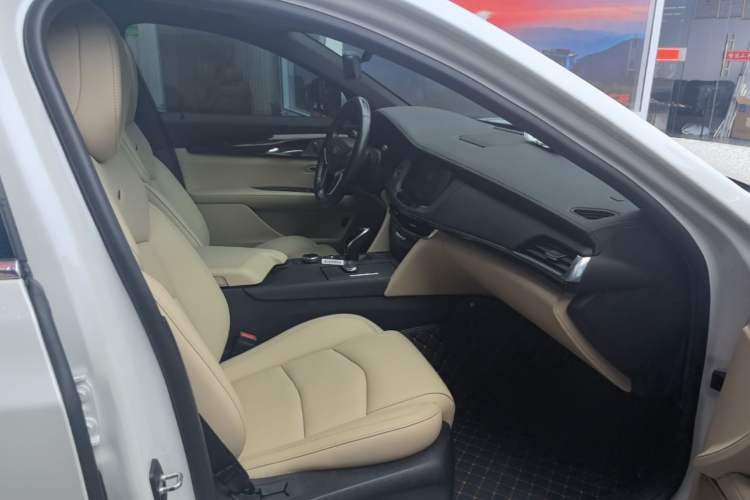 Used Cadillac CT6 2020 28T Fashion Edition Right Front Seat