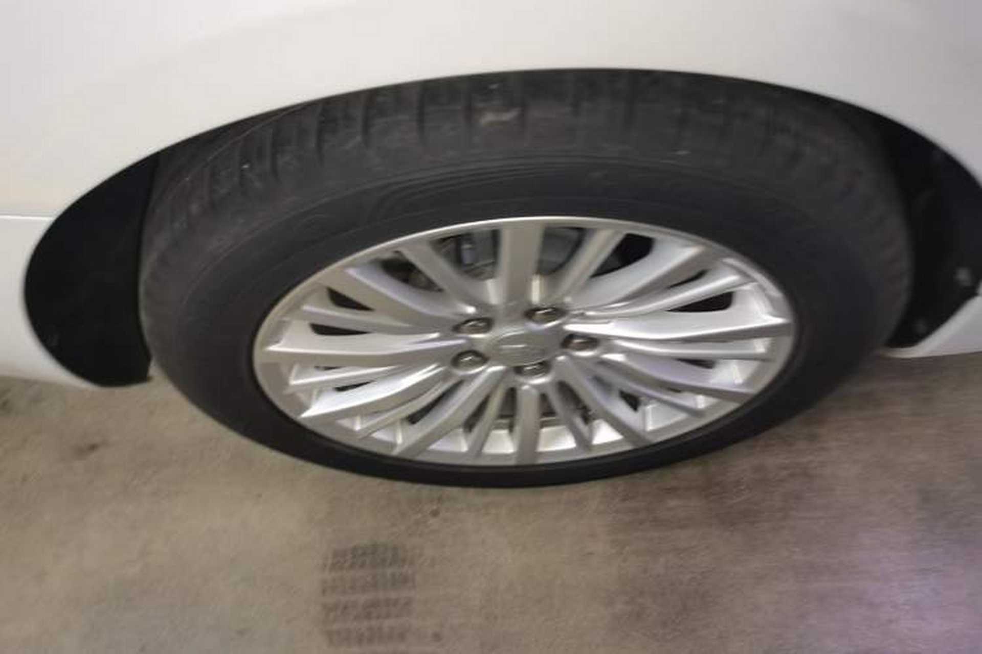 Used Cadillac CT6 2020 28T Fashion Edition Right Rear Wheel Hub