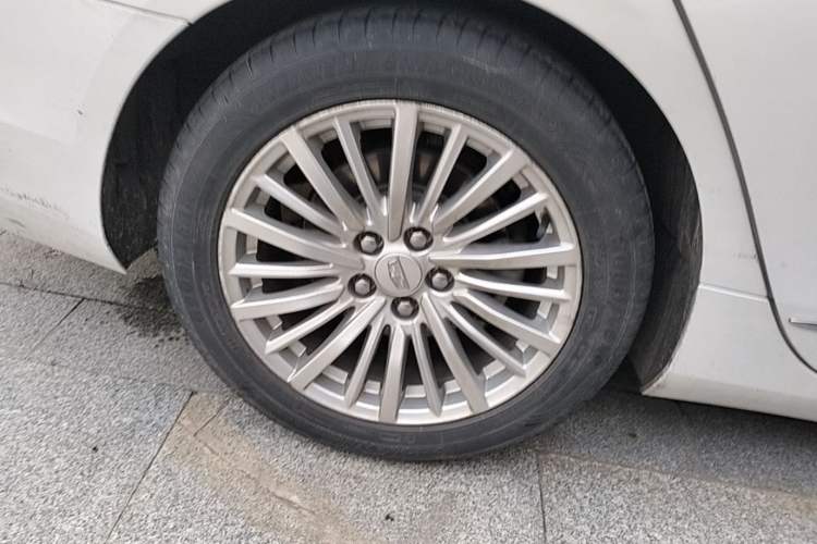 Used Cadillac CT6 2020 28T Luxury Version Right Rear Wheel Hub