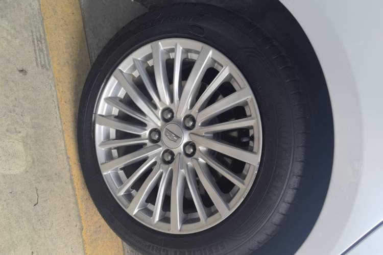 Used Cadillac CT6 2020 28T Fashion Edition Right Rear Wheel Hub