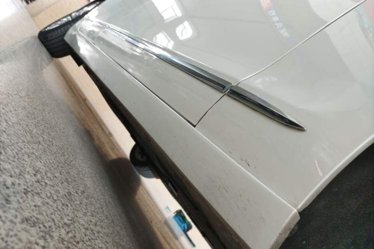 Used Cadillac CT6 2020 28T Fashion Edition Right Side Sill