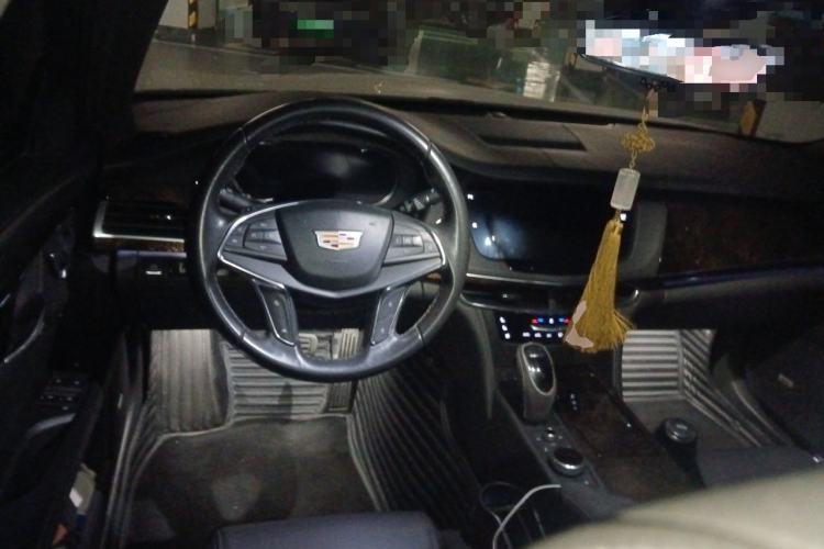 Used Cadillac CT6 2020 28T Luxury Sport Model Steering Wheel