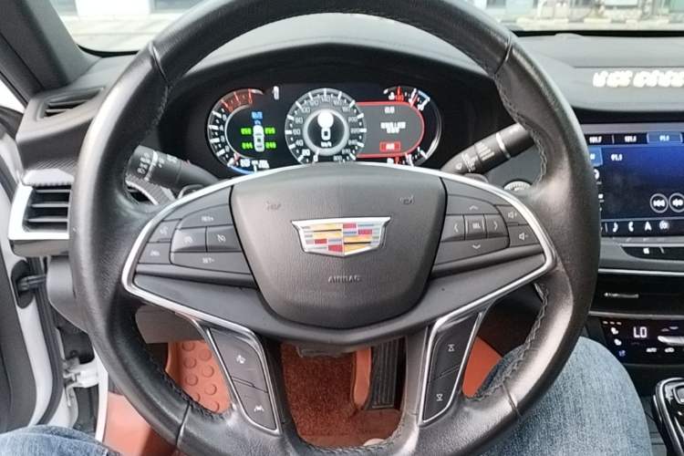 Used Cadillac CT6 2020 28T Luxury Version Steering Wheel