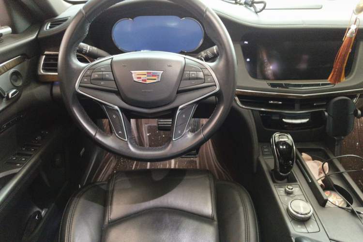 Used Cadillac CT6 2020 28T Luxury Version Steering Wheel