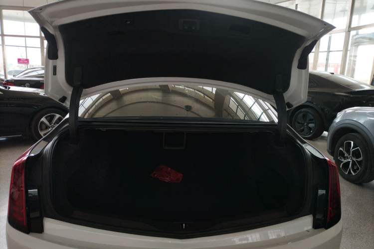 Used Cadillac CT6 2020 28T Fashion Edition Trunk