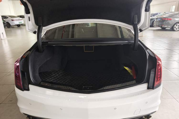 Used Cadillac CT6 2020 28T Fashion Edition Trunk