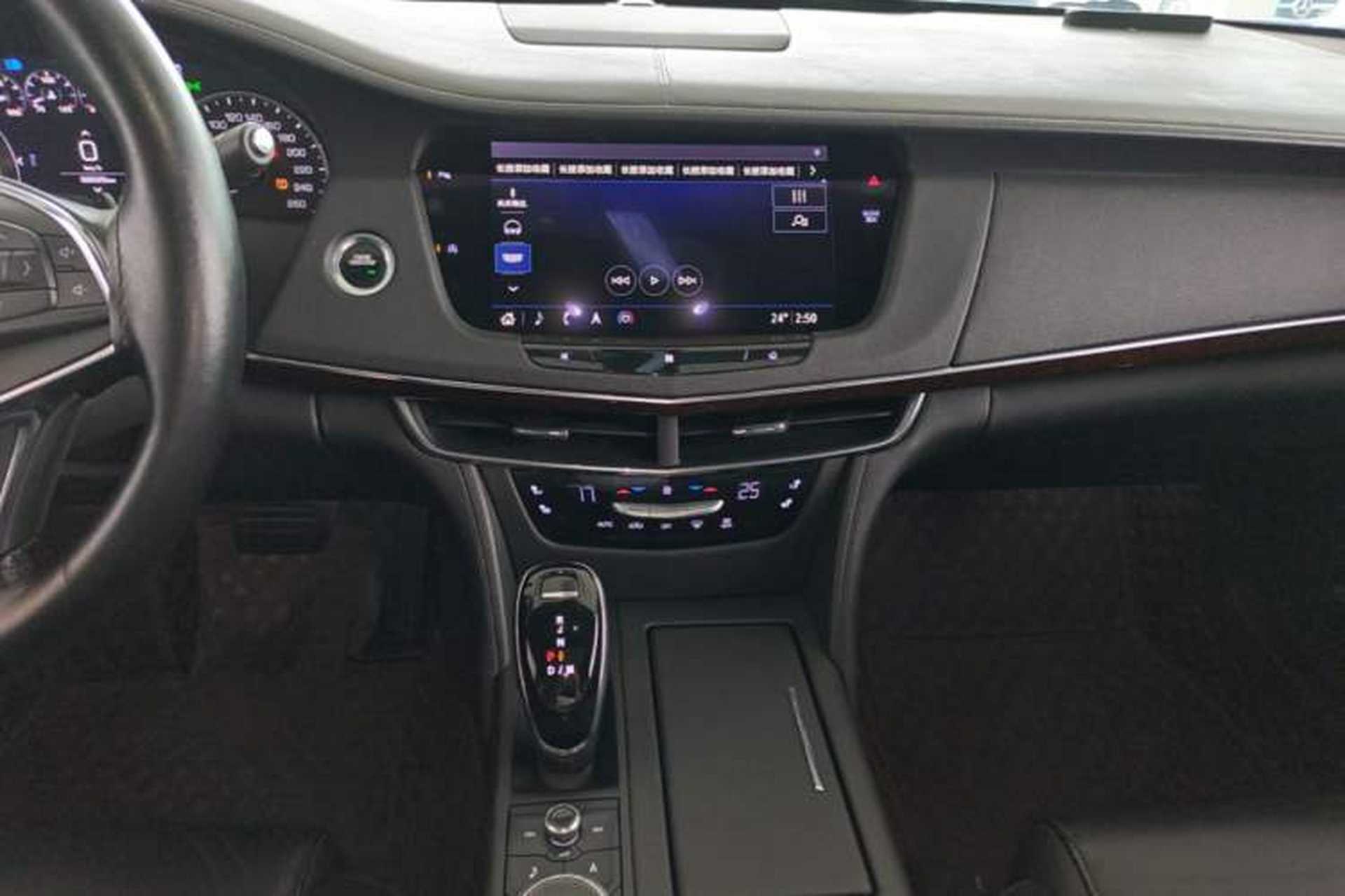 Used Cadillac CT6 2021 28T Elite Edition Audio And AC Panel