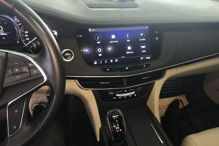 Used Cadillac CT6 2021 28T Fashion Edition Audio And AC Panel