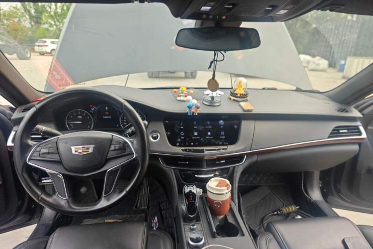 Used Cadillac CT6 2021 28T Elite Edition Center Console