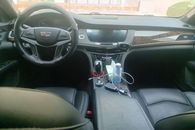 Used Cadillac CT6 2021 28T Luxury Version Center Console