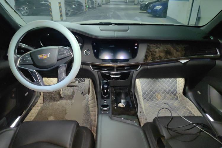 Used Cadillac CT6 2021 28T Luxury Version Center Console