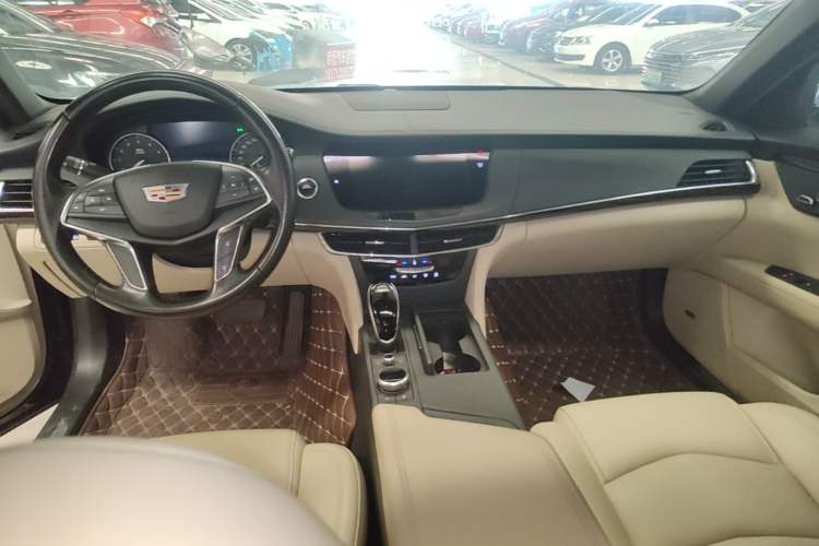 Used Cadillac CT6 2021 28T Fashion Edition Center Console