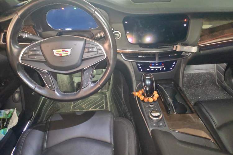 Used Cadillac CT6 2021 28T Luxury Version Center Console