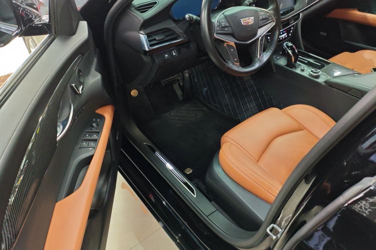 Used Cadillac CT6 2021 28T Luxury Version Driver Seat