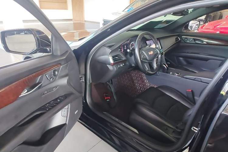 Used Cadillac CT6 2021 28T Elite Edition Driver Seat