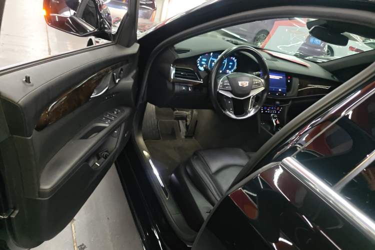 Used Cadillac CT6 2021 28T Luxury Version Driver Seat