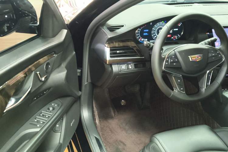 Used Cadillac CT6 2021 28T Luxury Version Driver Seat
