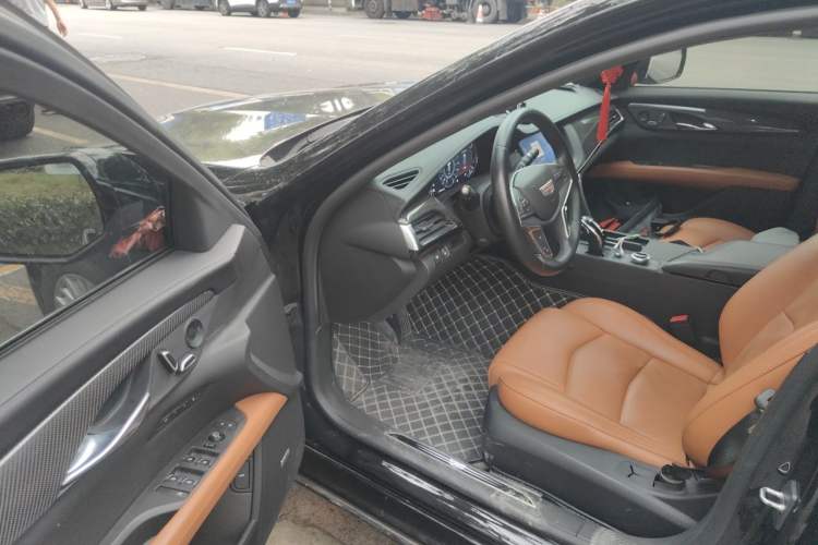 Used Cadillac CT6 2021 28T Luxury Version Driver Seat