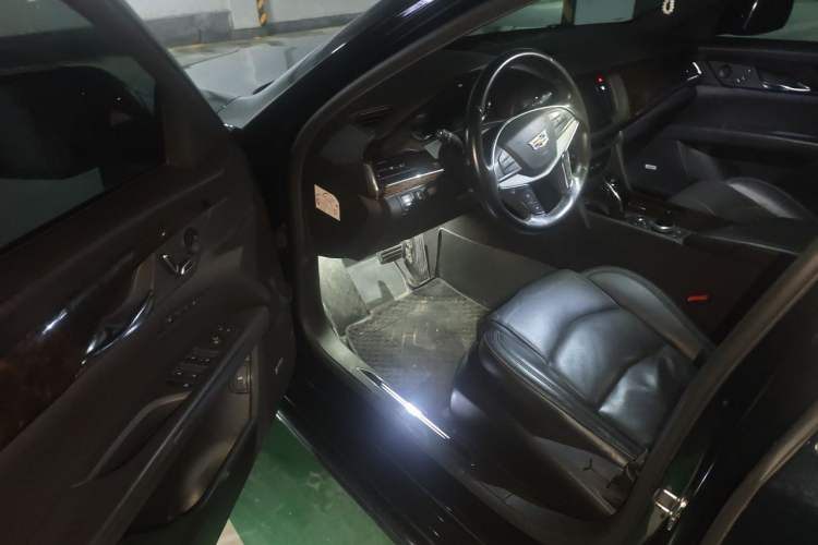 Used Cadillac CT6 2021 28T Luxury Version Driver Seat
