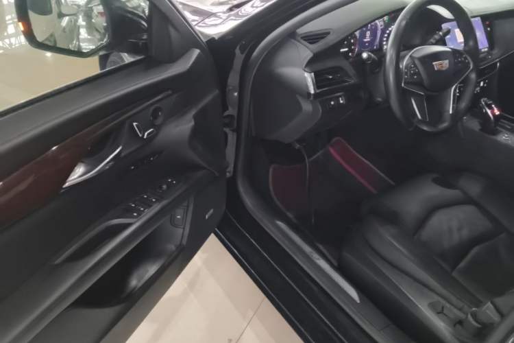 Used Cadillac CT6 2021 28T Elite Edition Driver Seat