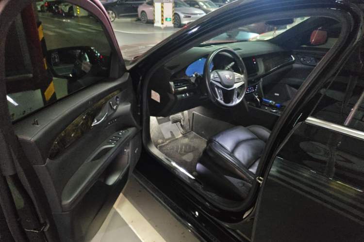 Used Cadillac CT6 2021 28T Luxury Version Driver Seat