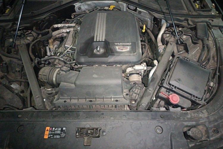 Used Cadillac CT6 2021 28T Luxury Version Engine Bay