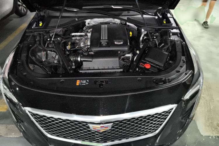 Used Cadillac CT6 2021 28T Luxury Version Engine Bay