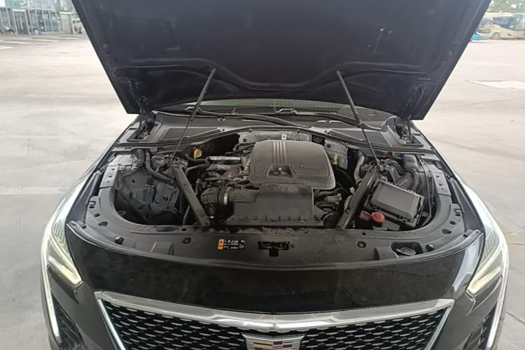 Used Cadillac CT6 2021 28T Fashion Edition Engine Bay