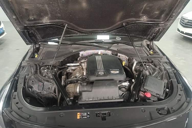 Used Cadillac CT6 2021 28T Luxury Version Engine Bay