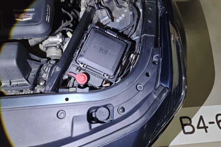 Used Cadillac CT6 2021 28T Luxury Version Engine Bay Left