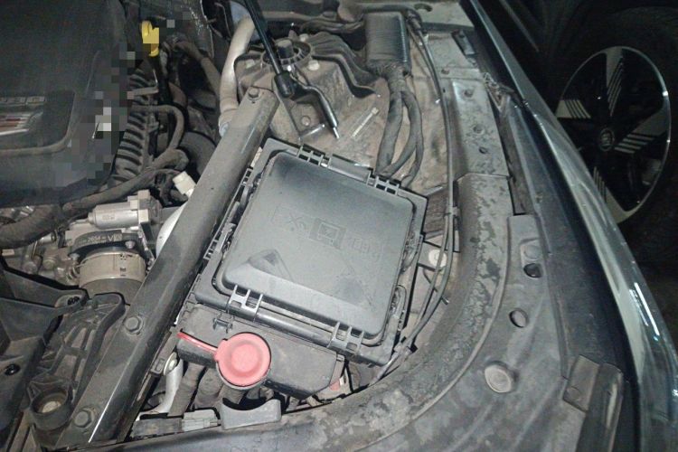 Used Cadillac CT6 2021 28T Luxury Version Engine Bay Left