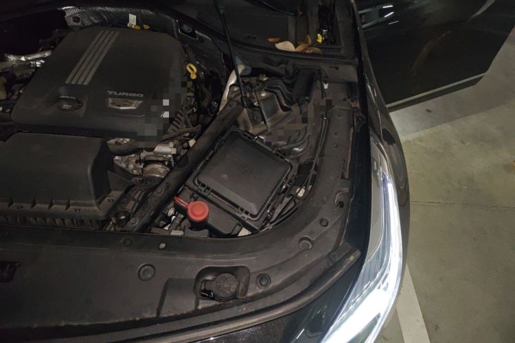 Used Cadillac CT6 2021 28T Luxury Version Engine Bay Left