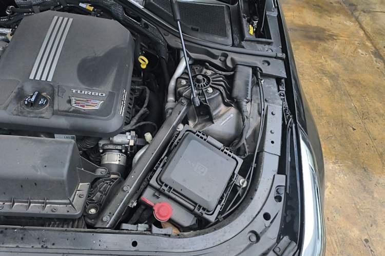 Used Cadillac CT6 2021 28T Luxury Version Engine Bay Left