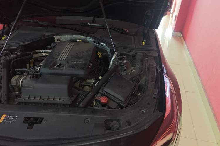 Used Cadillac CT6 2021 28T Elite Edition Engine Bay Left