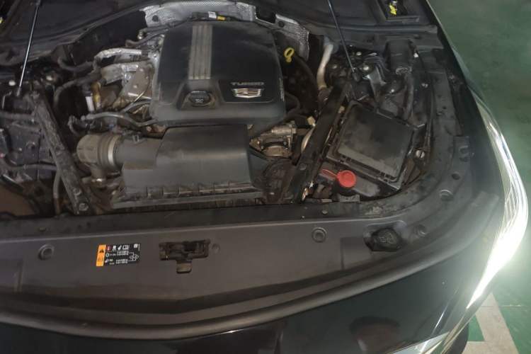 Used Cadillac CT6 2021 28T Luxury Version Engine Bay Left