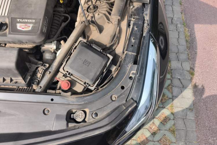Used Cadillac CT6 2021 28T Fashion Edition Engine Bay Left