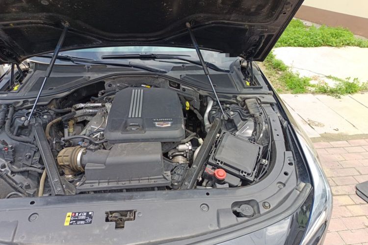 Used Cadillac CT6 2021 28T Luxury Version Engine Bay Left