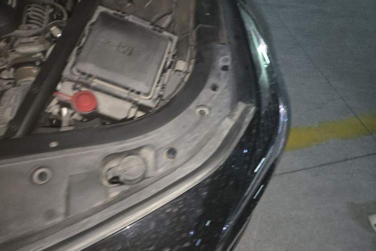 Used Cadillac CT6 2021 28T Fashion Edition Engine Bay Left