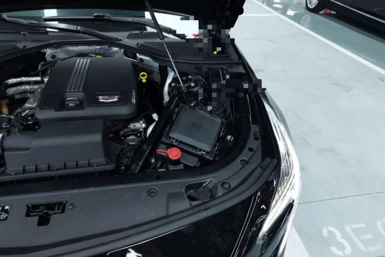 Used Cadillac CT6 2021 28T Luxury Version Engine Bay Left