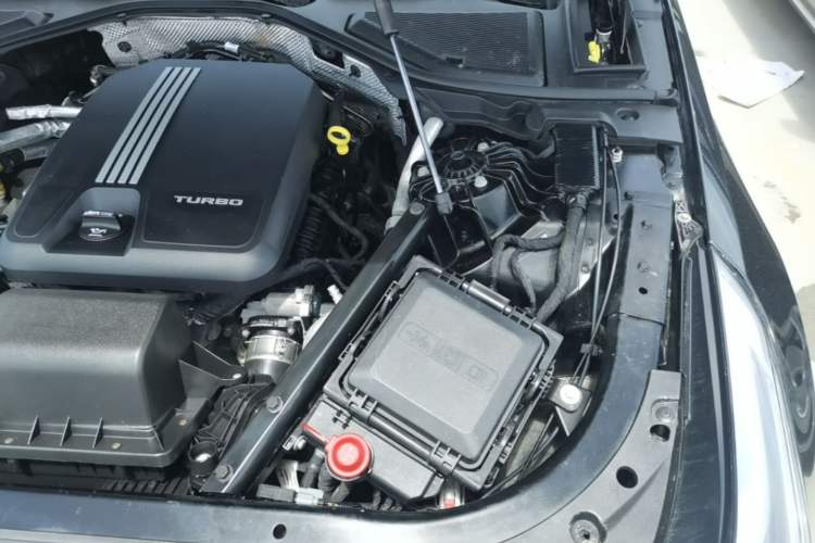 Used Cadillac CT6 2021 28T Elite Edition Engine Bay Left