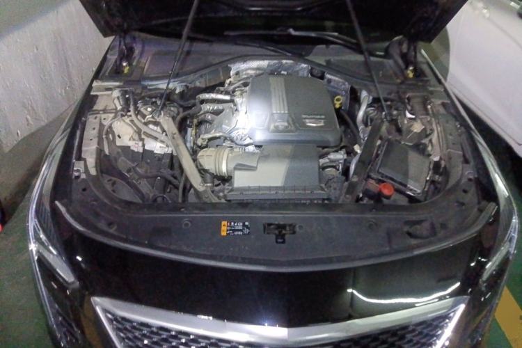 Used Cadillac CT6 2021 28T Luxury Version Engine Bay