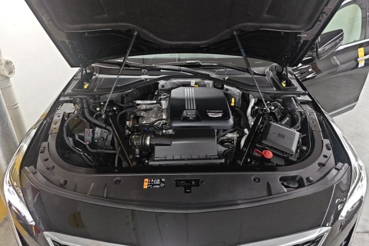 Used Cadillac CT6 2021 28T Luxury Version Engine Bay