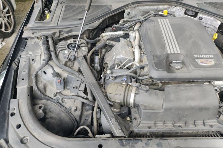 Used Cadillac CT6 2021 28T Luxury Version Engine Bay Right