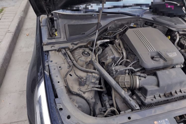Used Cadillac CT6 2021 28T Luxury Version Engine Bay Right