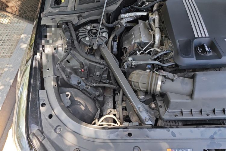 Used Cadillac CT6 2021 28T Elite Edition Engine Bay Right